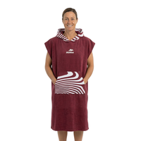 HOODED PONCHO TOWEL: FLOW MAROON